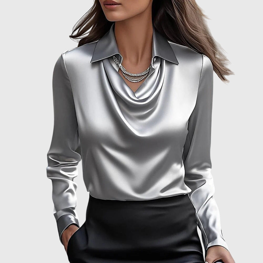 Silvia | Blusa con brillo lujoso y cuello plisado