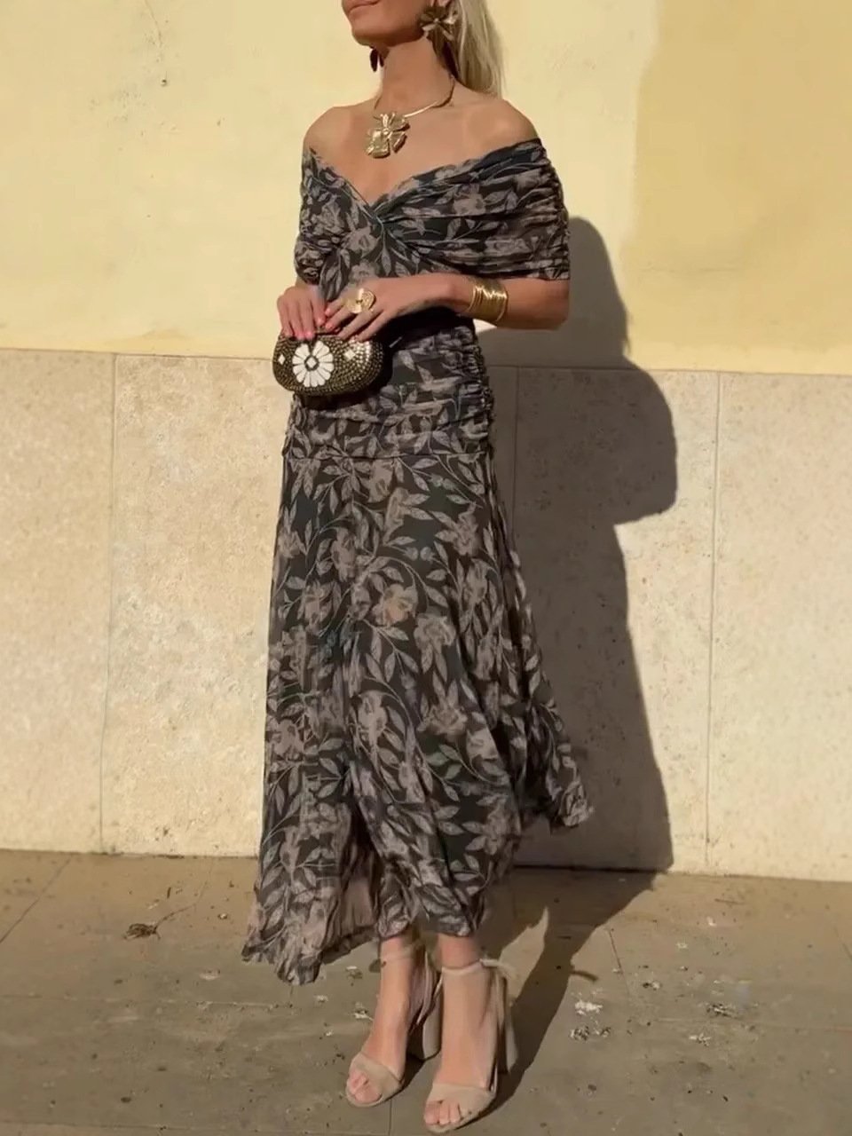 Serena | Vestido Largo Floral Off-Shoulder