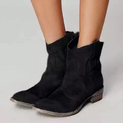 Carlota – Botines atemporales