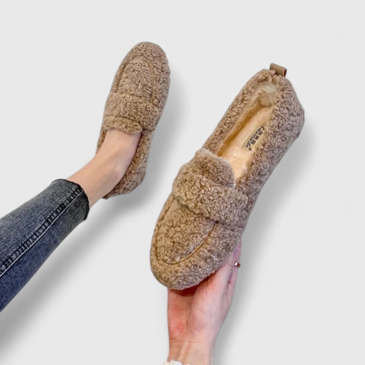 Cristina | Zapatillas cálidas con diseño elegante