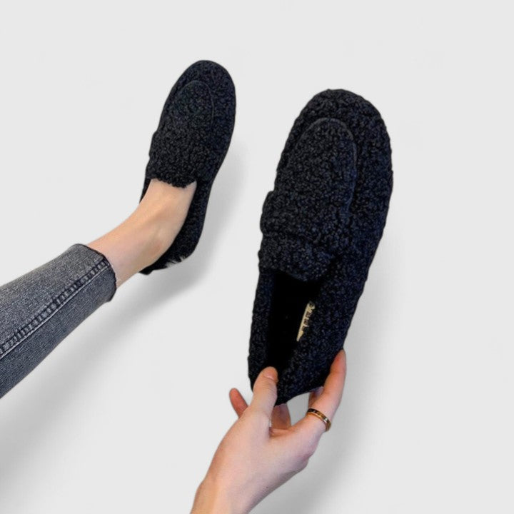 Cristina | Zapatillas cálidas con diseño elegante