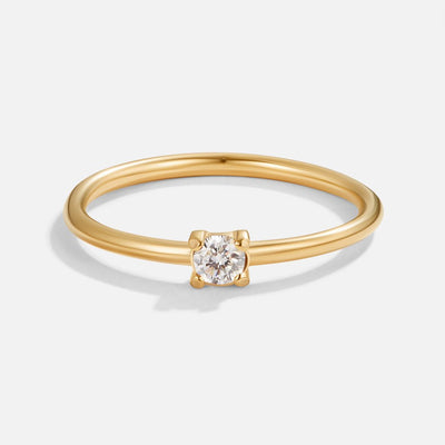 Anillos de oro con piedra natal