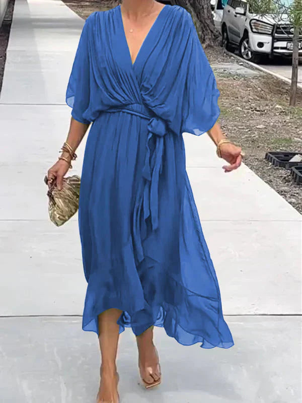 GINEVRA | Vestido Largo Elegante con Escote Femenino